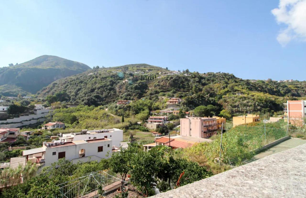 Casa Vacanza Artemis Lipari  Exteriör bild