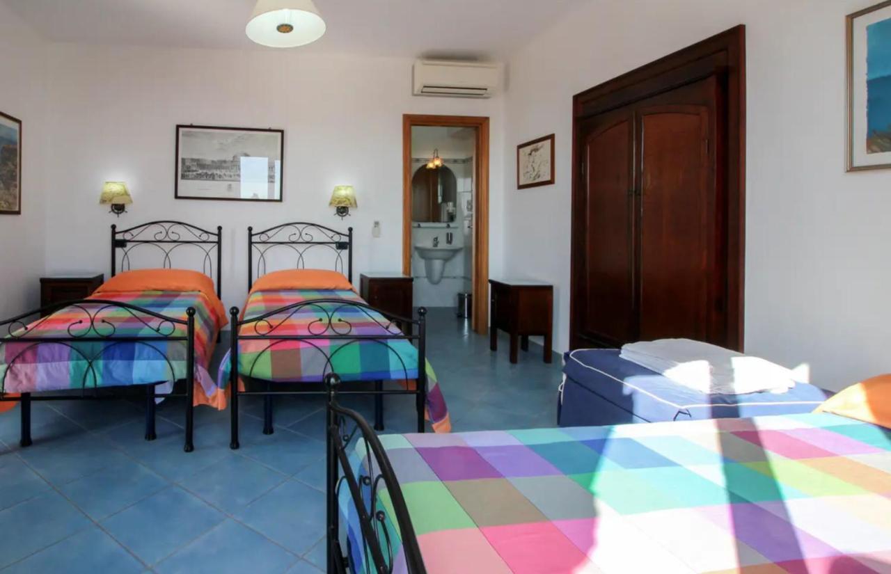 Casa Vacanza Artemis Lipari  Exteriör bild