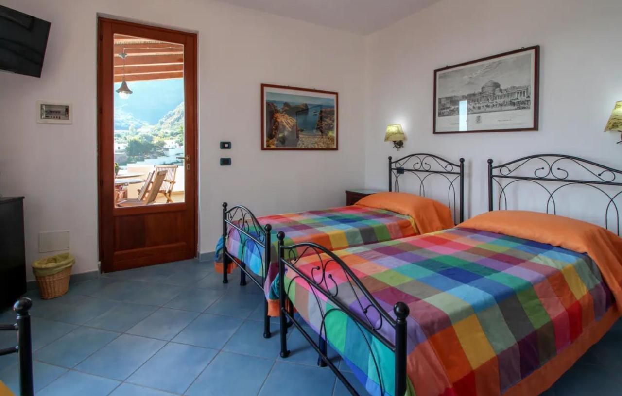Casa Vacanza Artemis Lipari  Exteriör bild