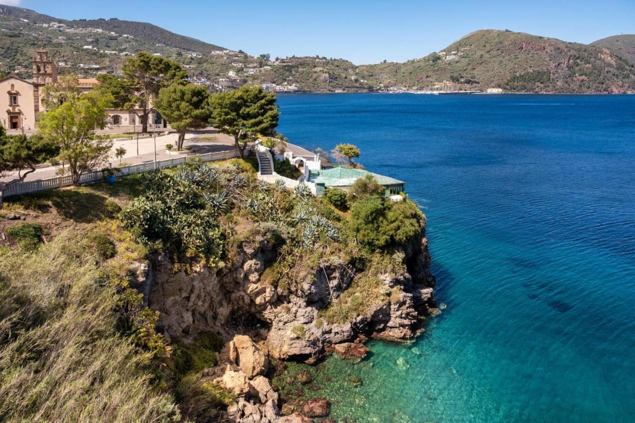 Casa Vacanza Artemis Lipari  Exteriör bild