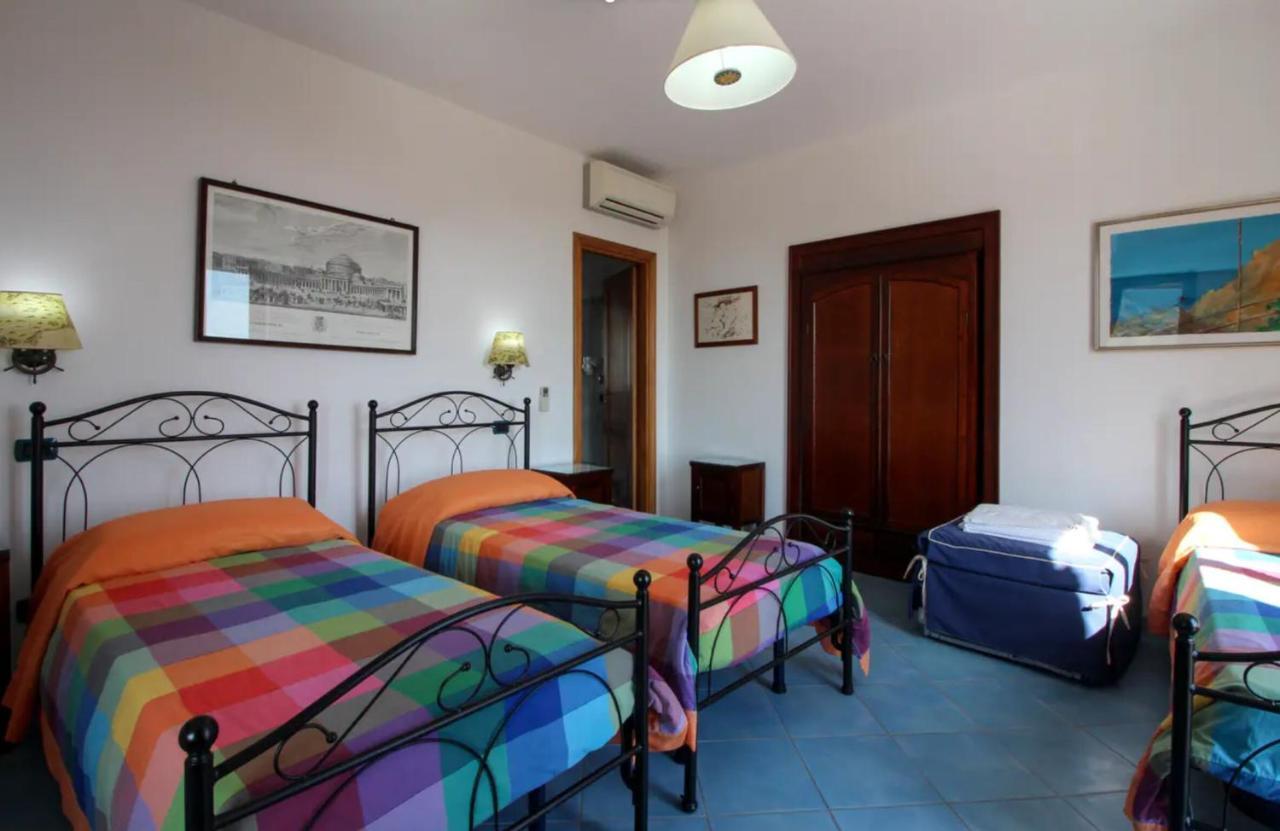 Casa Vacanza Artemis Lipari  Exteriör bild